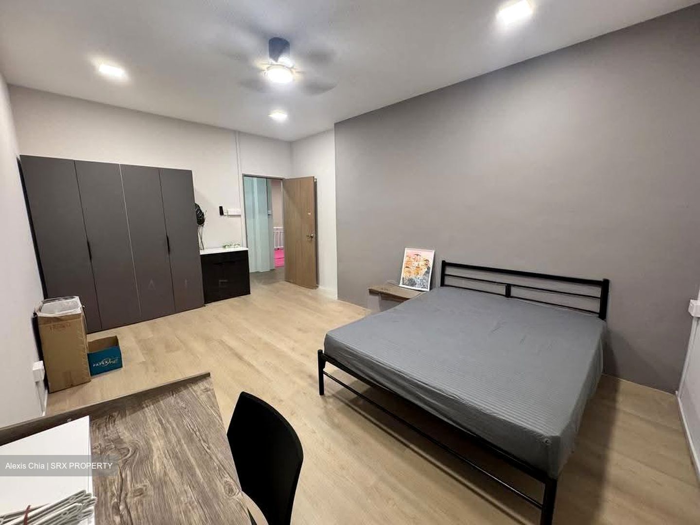 Geylang Road (D14), Shop House #607000261